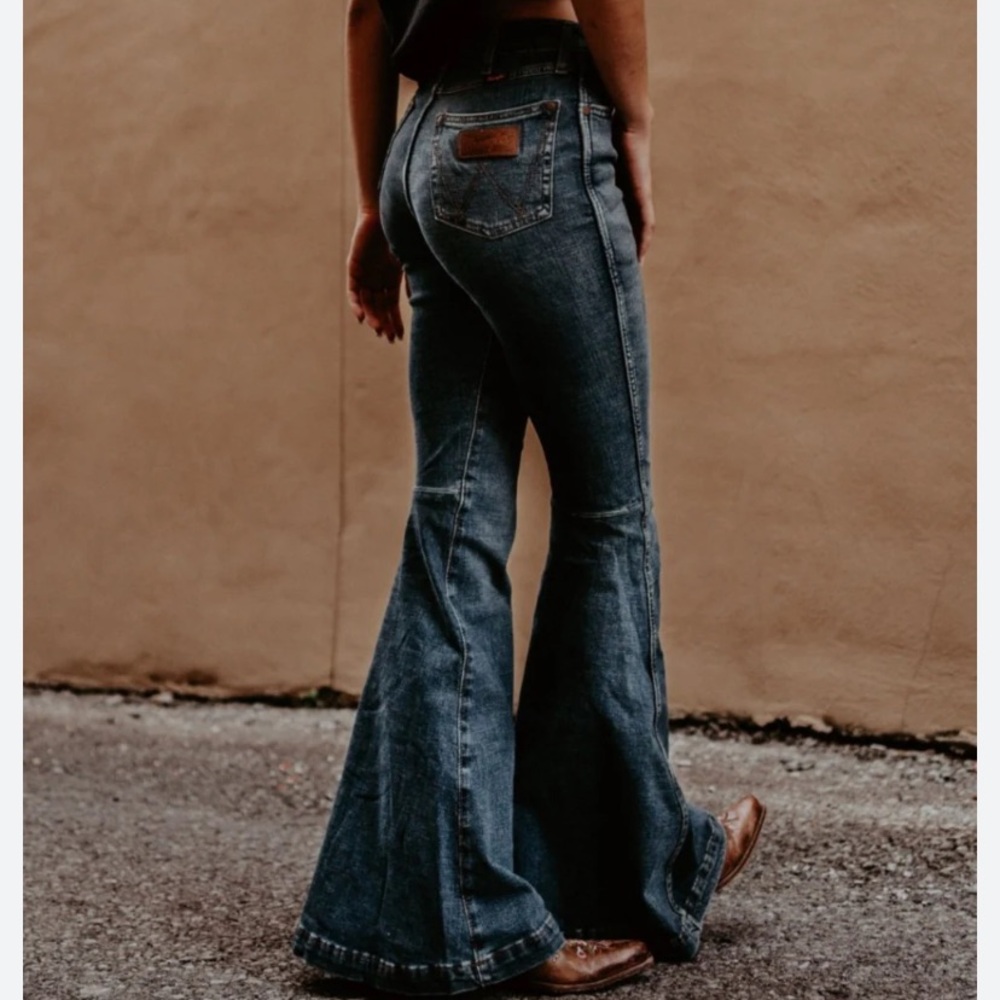 Wrangler Dark Blue High-Rise Flare Jeans